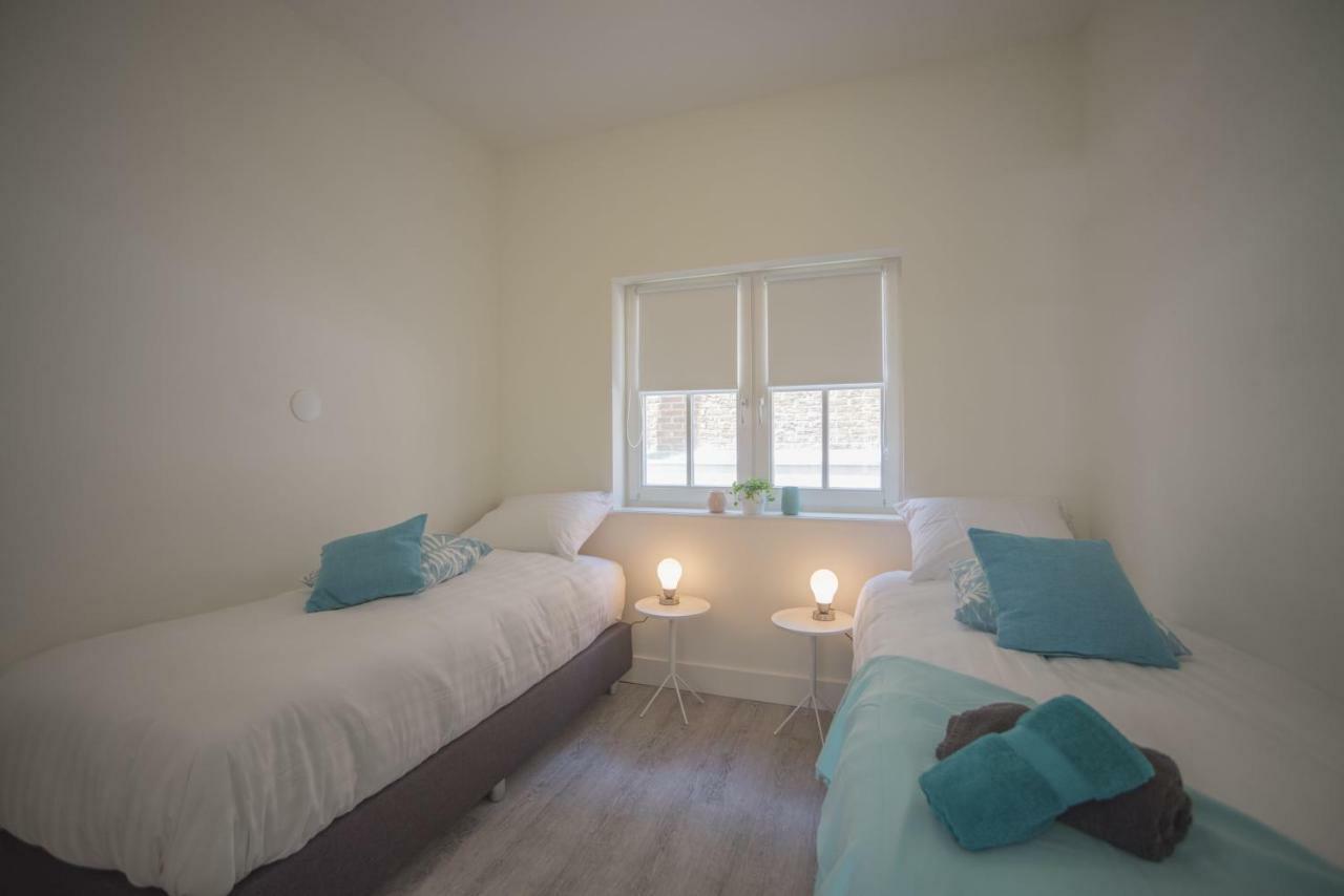 Luxury Upstairs & Downstairs Apartments زاندفورت المظهر الخارجي الصورة